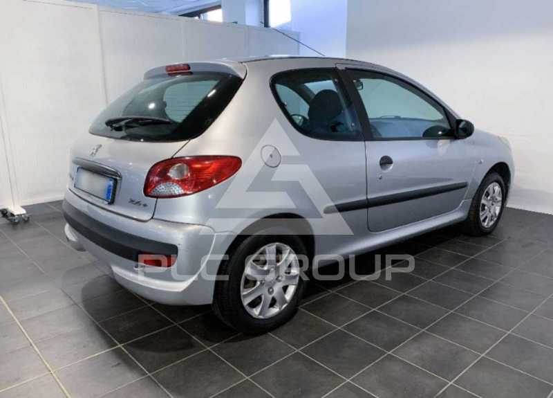 2011 Peugeot 206