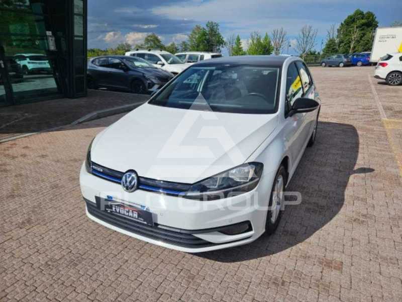 2011 Volkswagen GOLF