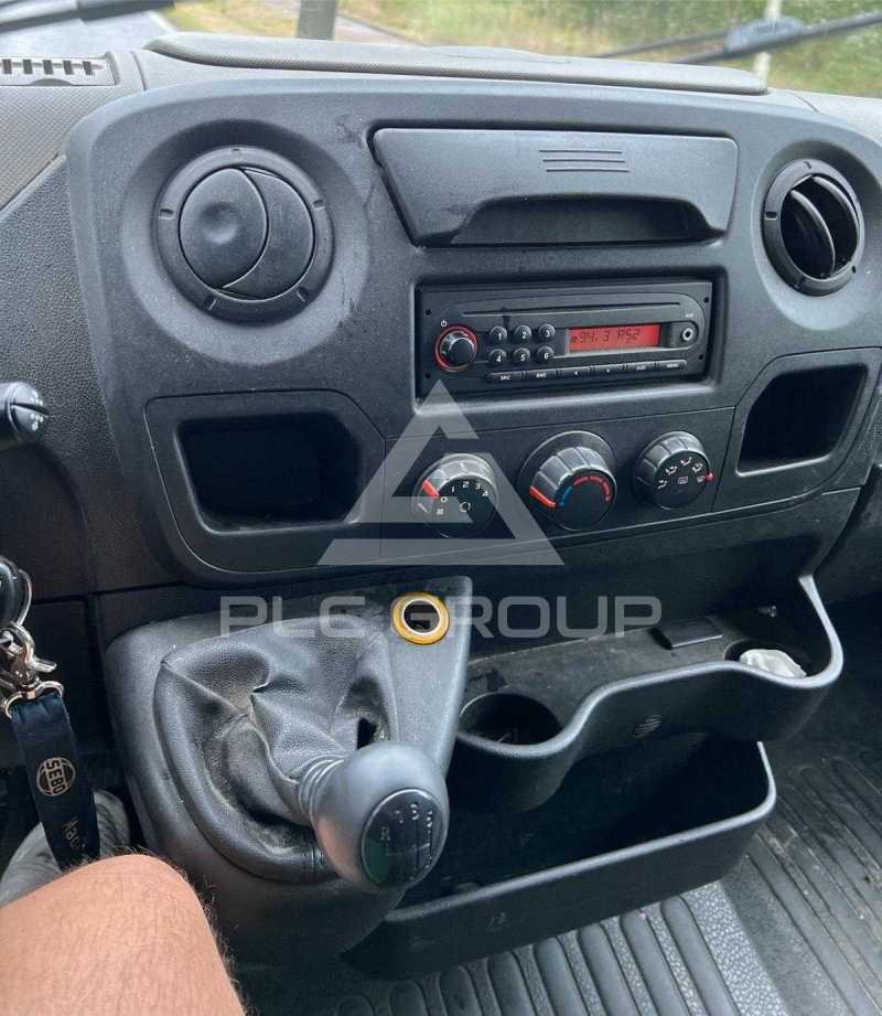 2011 Renault Master