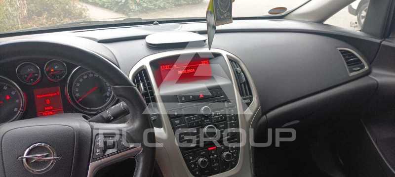2011 Opel Astra