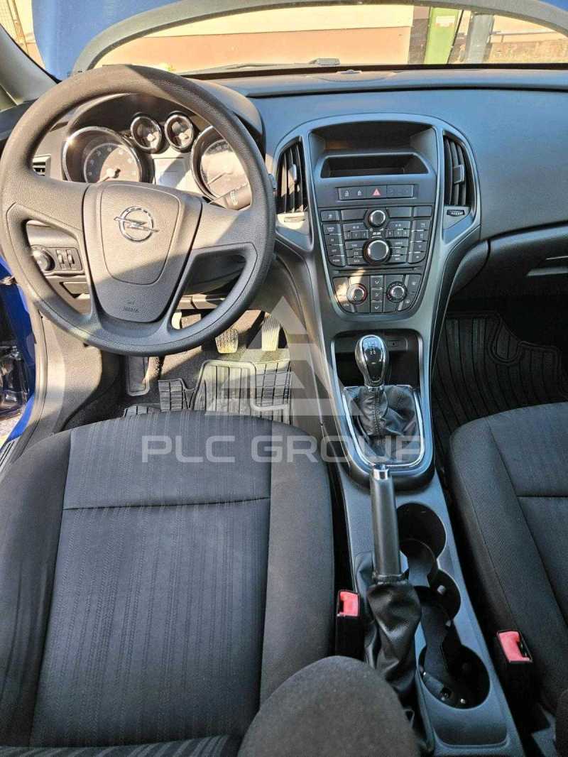 2011 Opel Astra