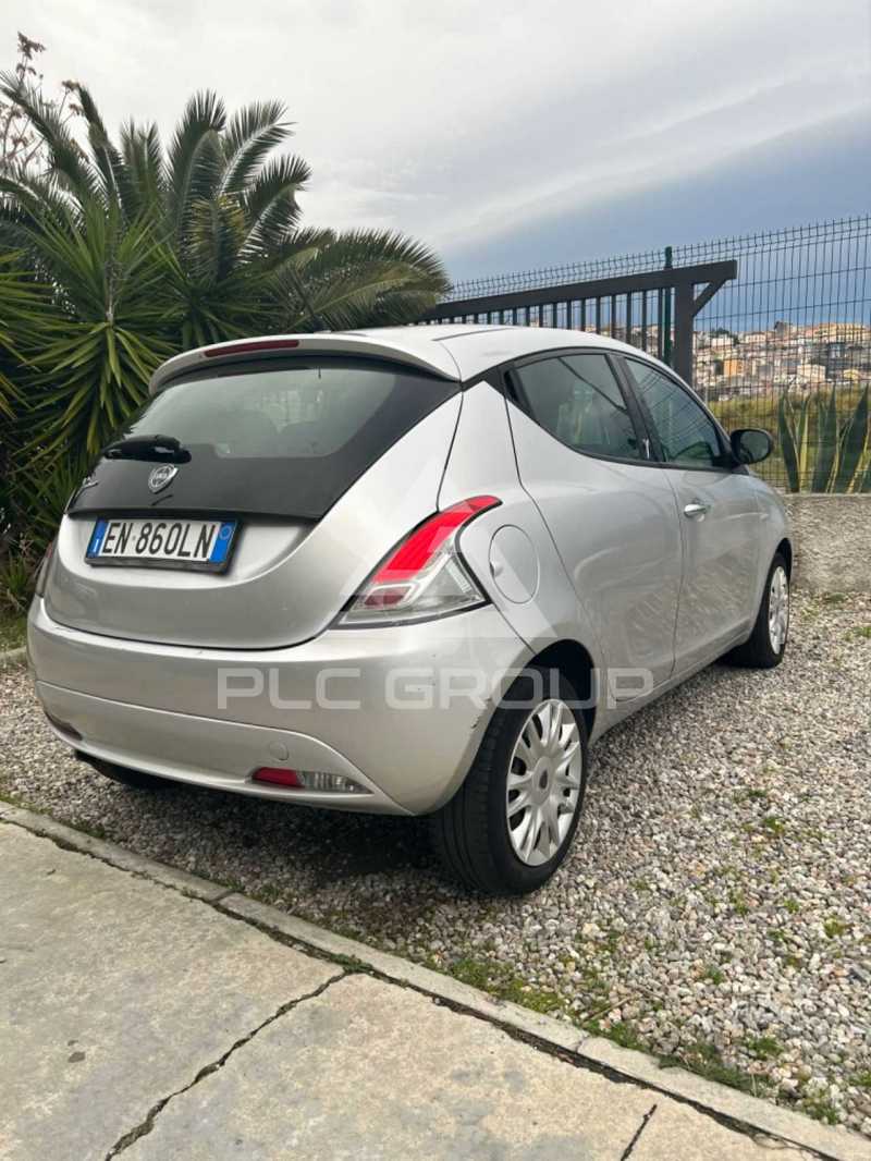 2012 Lancia YPSILON