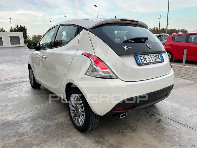 2012 Lancia YPSILON