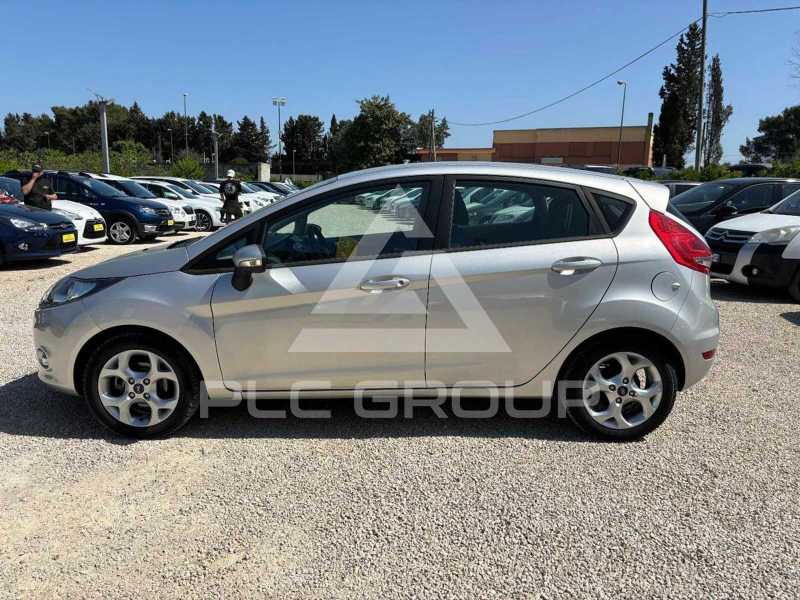 2012 Ford FIESTA