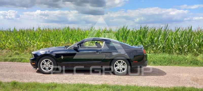 2012 Ford MUSTANG
