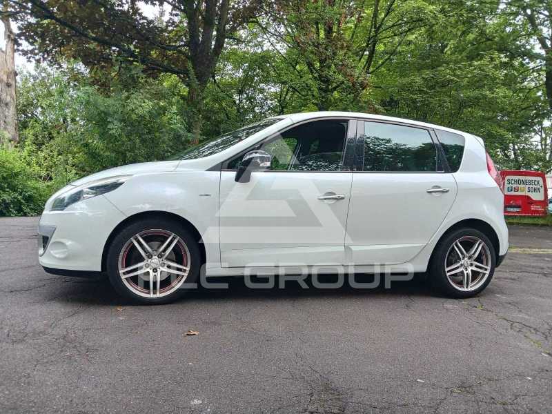 2012 Renault Scenic