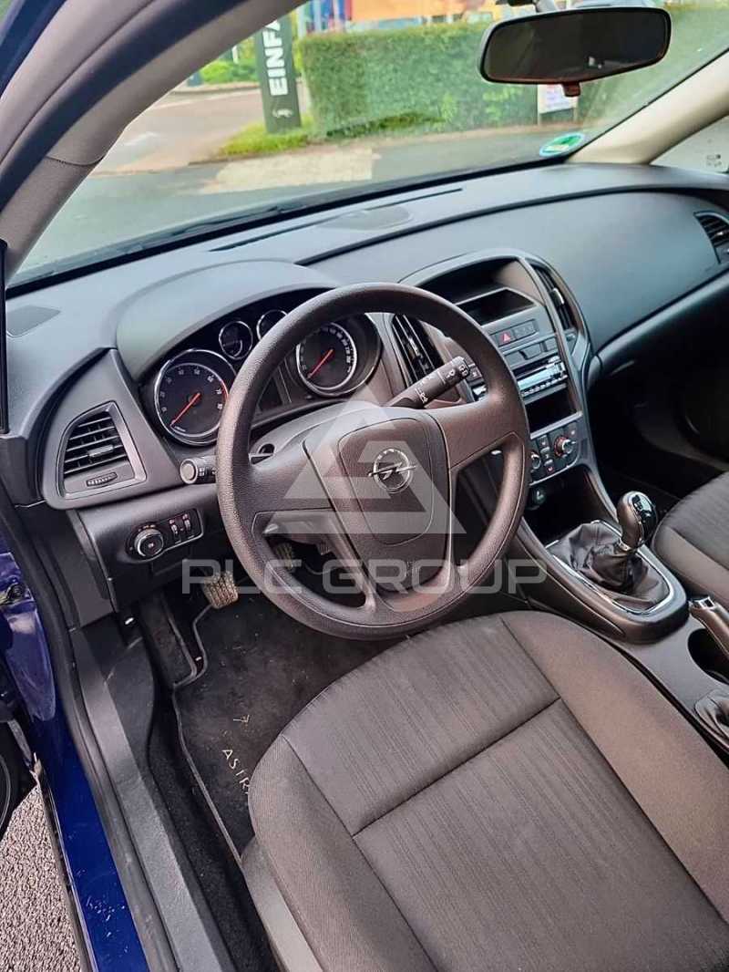 2012 Opel Astra