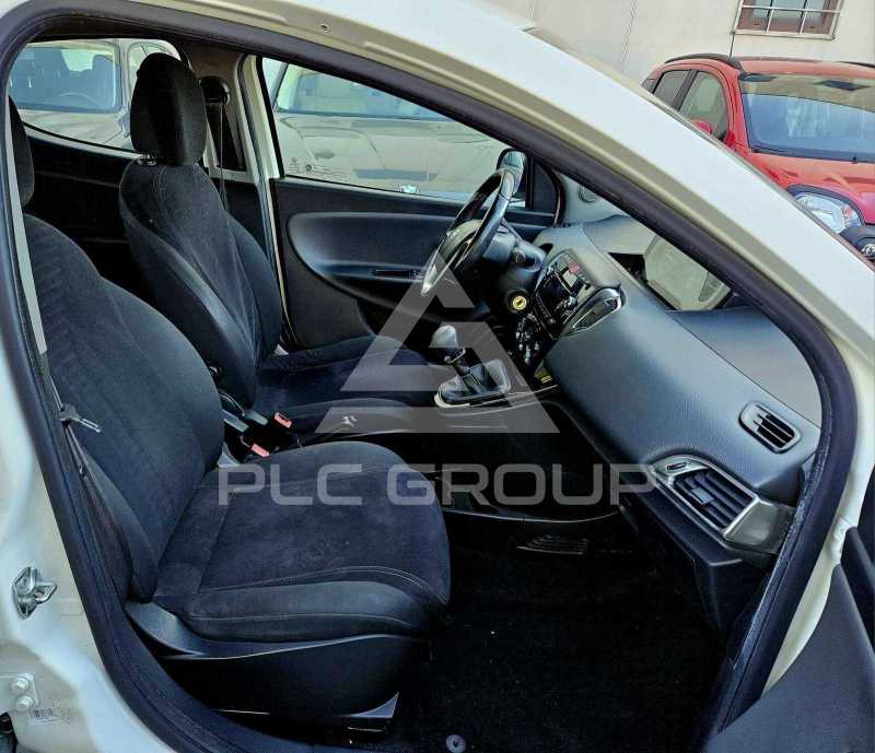 2013 Lancia YPSILON