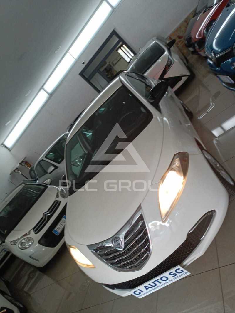 2013 Lancia YPSILON