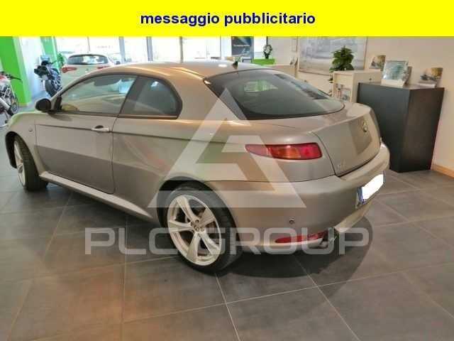 2013 Alfa Romeo GT