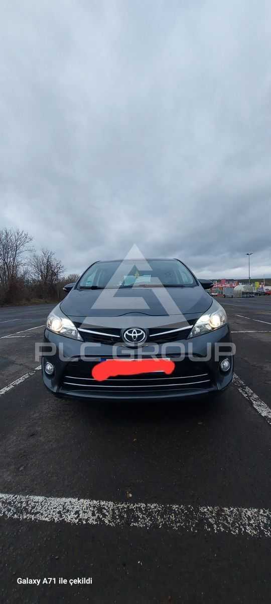 2013 Toyota VERSO