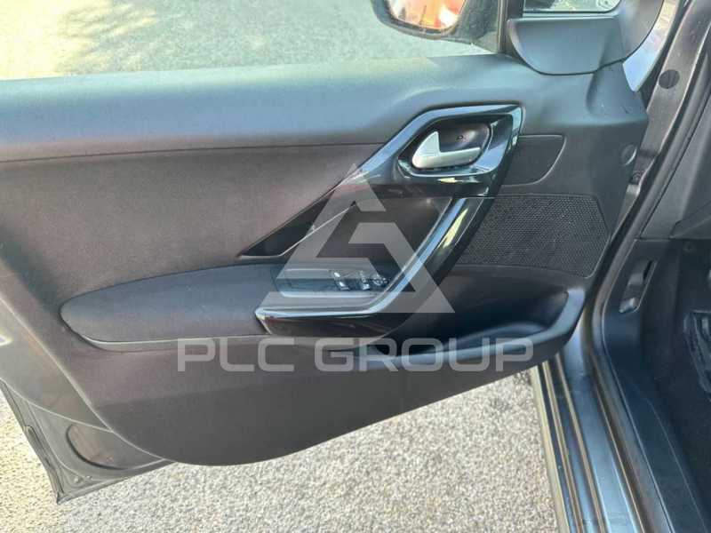 2013 Peugeot 208
