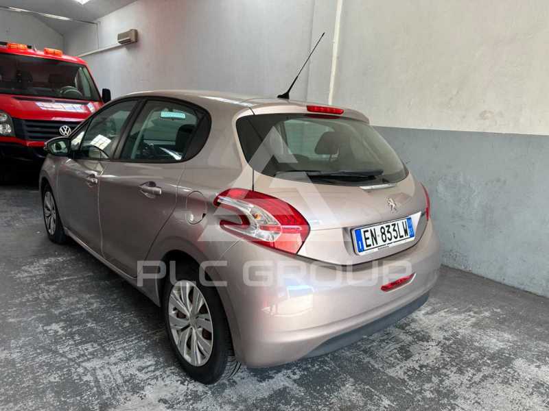 2013 Peugeot 208