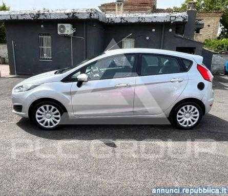 2013 Ford FIESTA