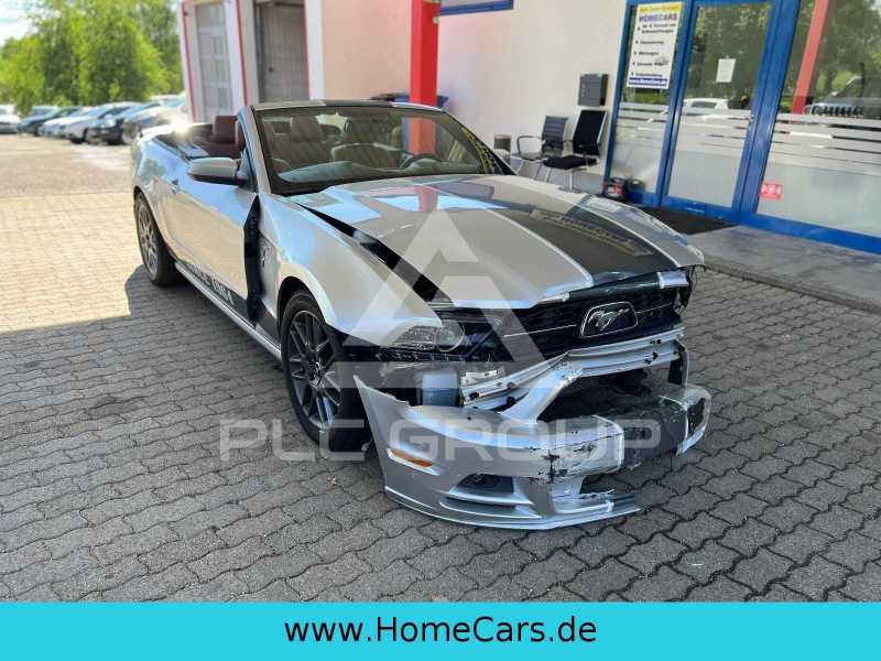 2013 Ford MUSTANG