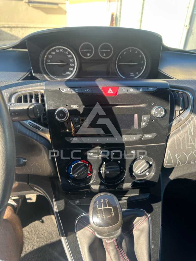 2014 Lancia YPSILON