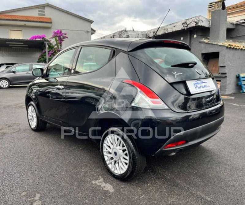2014 Lancia YPSILON