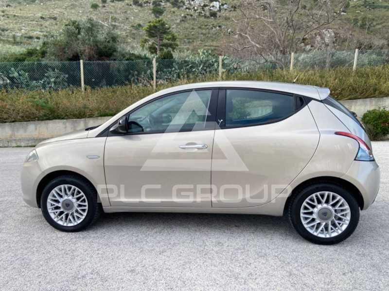2014 Lancia YPSILON