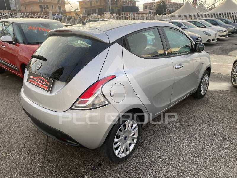 2014 Lancia YPSILON
