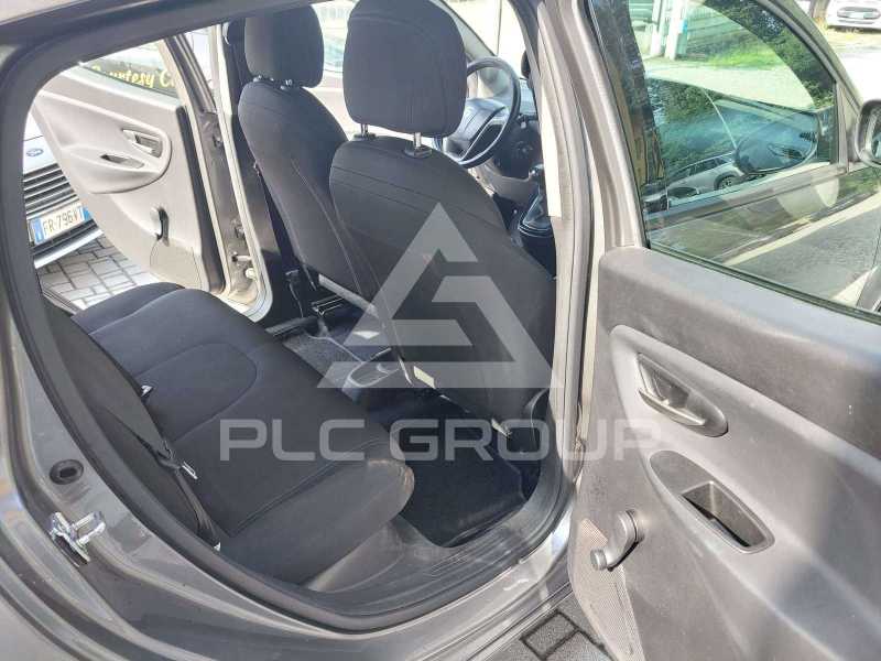 2014 Lancia YPSILON