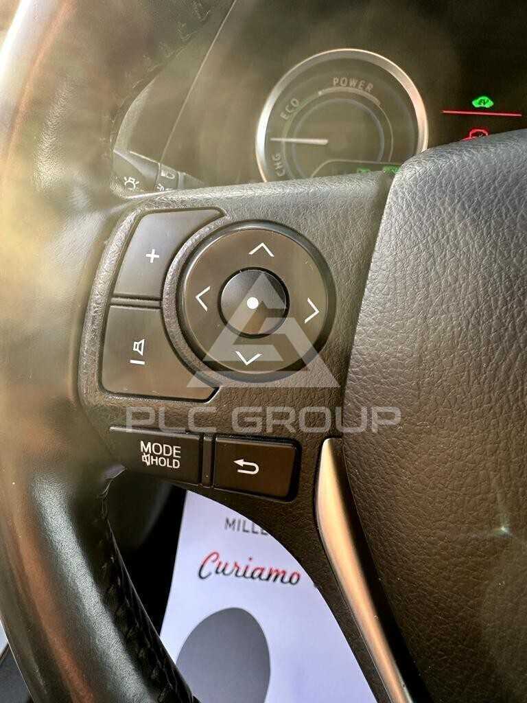 2014 Toyota AURIS