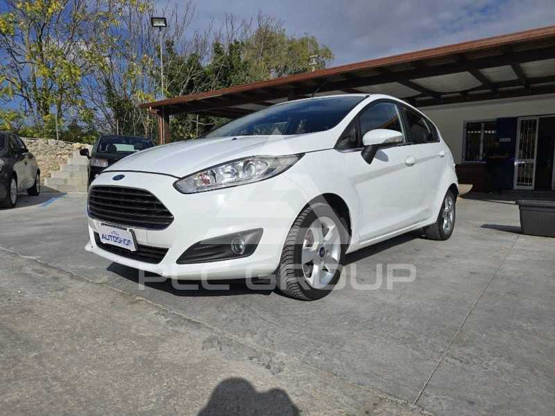 2014 Ford FIESTA