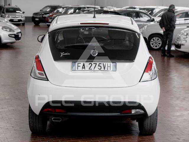 2015 Lancia YPSILON