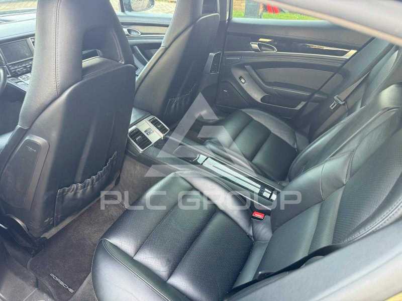 2015 Porsche Panamera