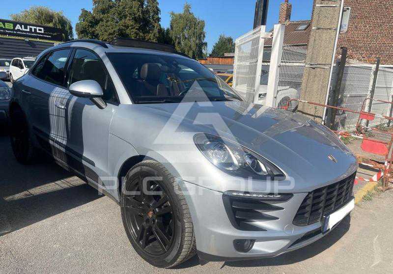 2015 Porsche MACAN