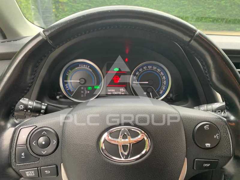 2015 Toyota AURIS