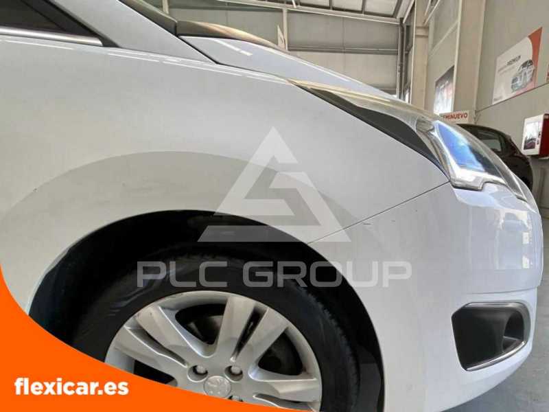 2015 Peugeot 5008
