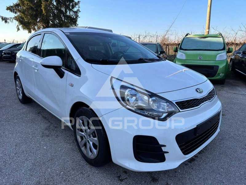 2015 KIA Rio
