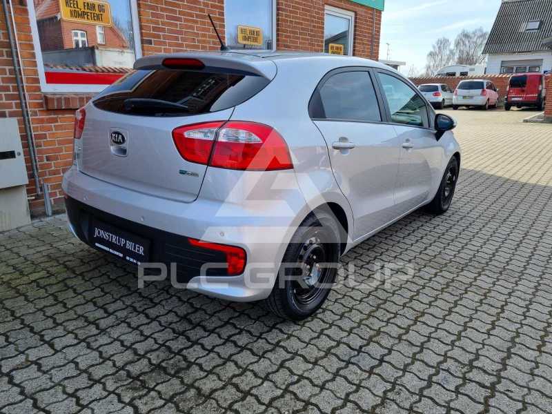 2015 KIA Rio
