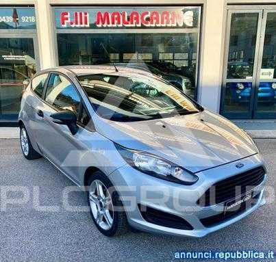 2015 Ford FIESTA