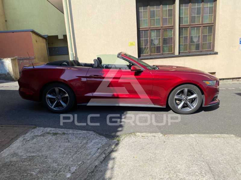 2015 Ford MUSTANG
