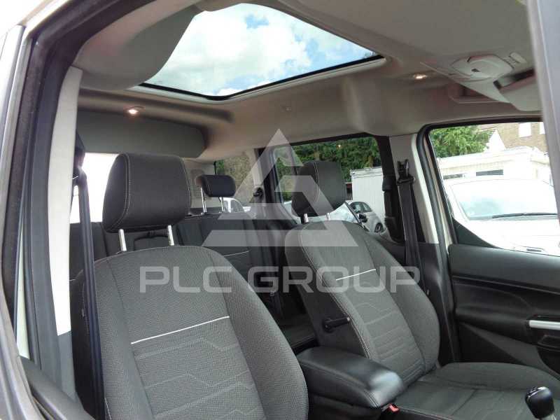 2015 Ford Tourneo