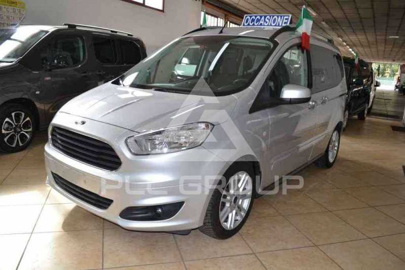2015 Ford Tourneo