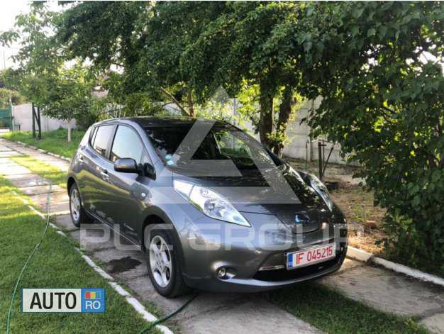 2016 Nissan LEAF