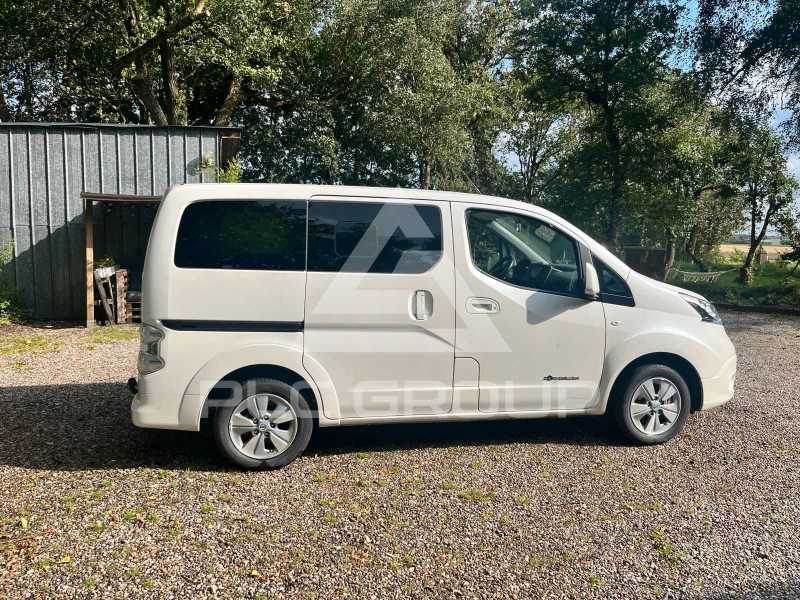 2016 Nissan NV