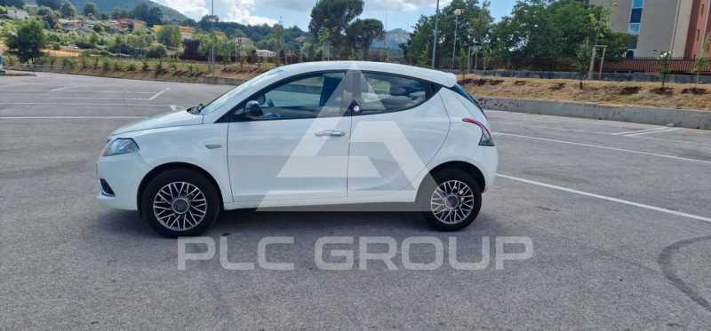 2016 Lancia YPSILON