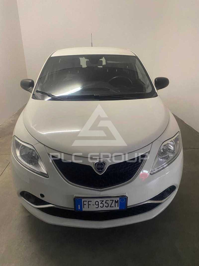 2016 Lancia YPSILON
