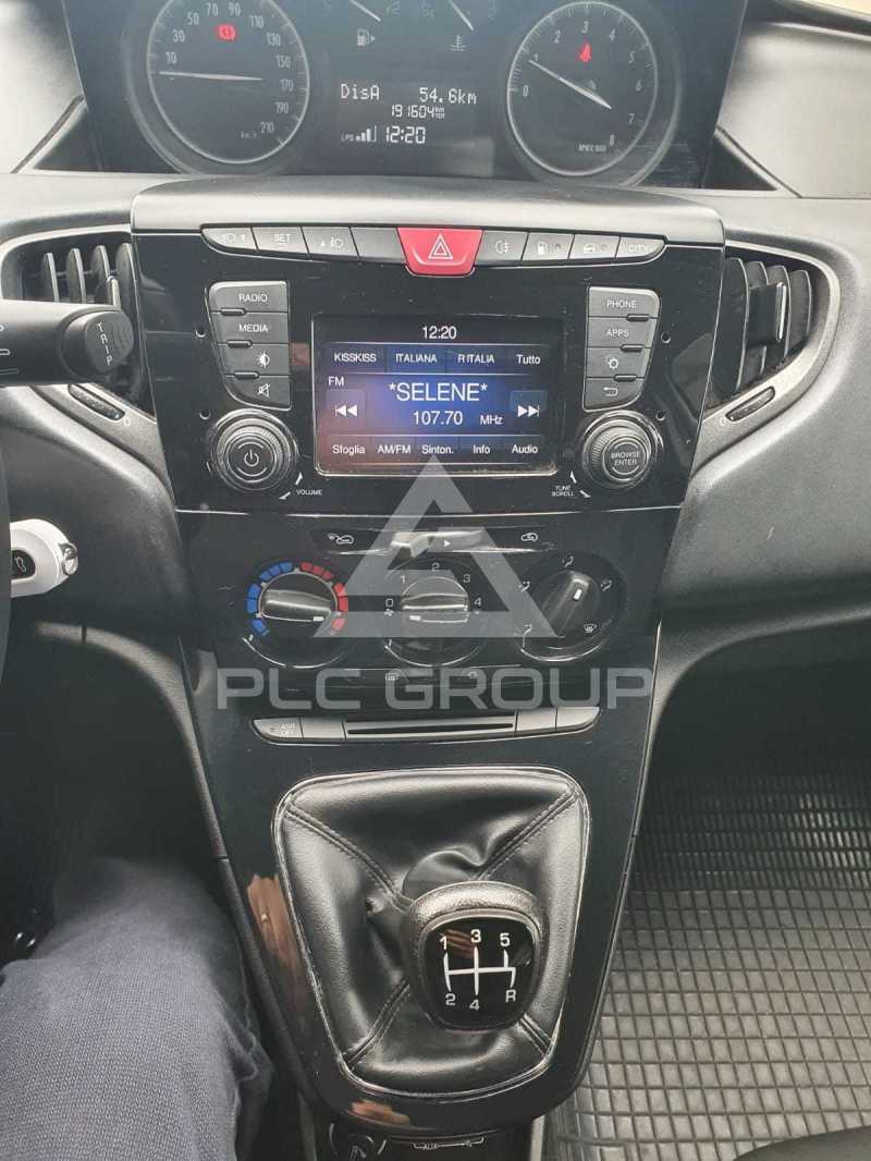 2016 Lancia YPSILON