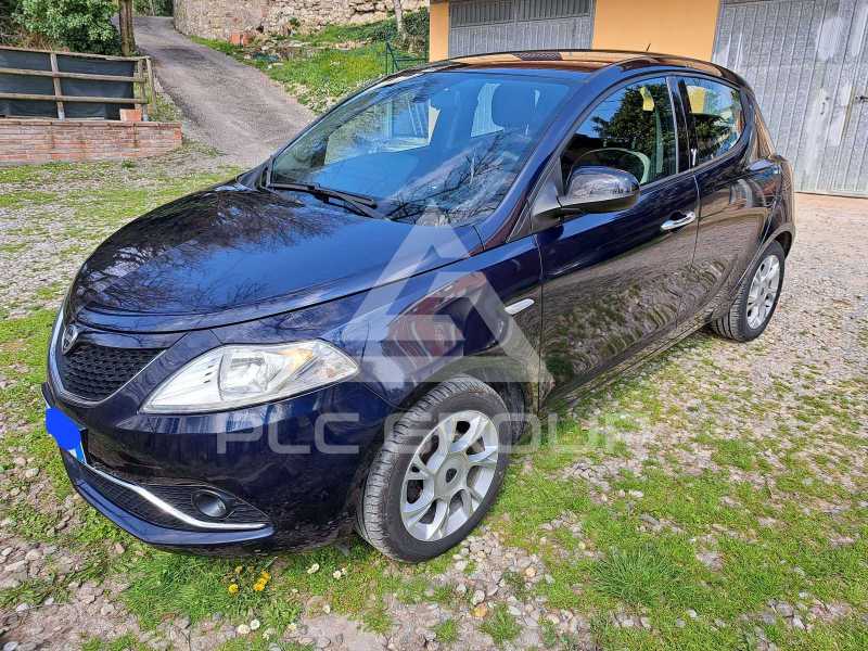 2016 Lancia YPSILON