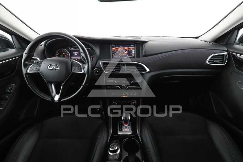 2016 Infinity Q30