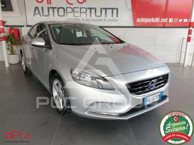 2016 Volvo V40