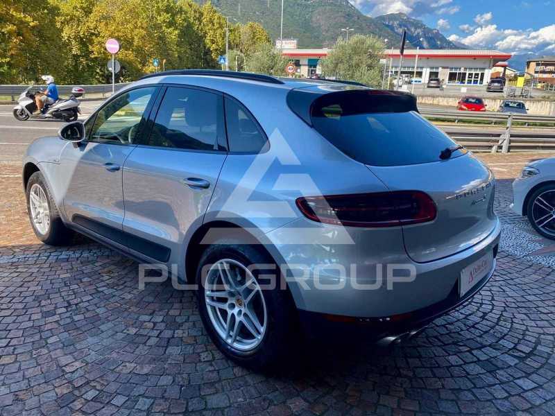 2016 Porsche MACAN