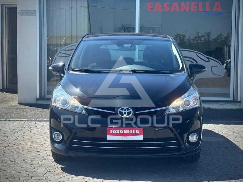 2016 Toyota VERSO