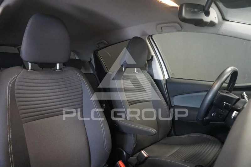 2016 Toyota YARIS