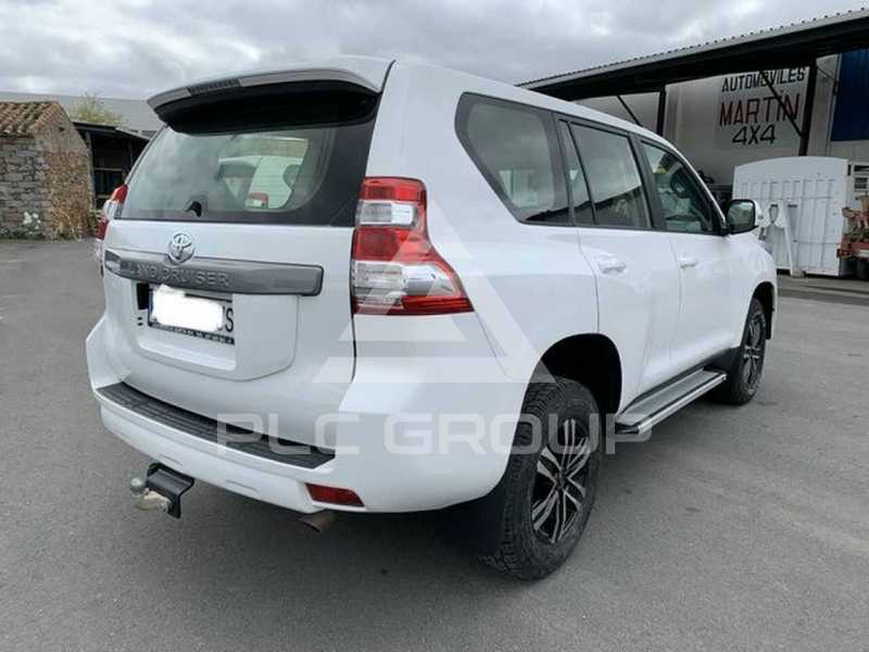 2016 Toyota LAND CRUISER