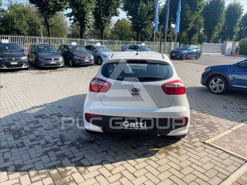 2016 KIA Rio